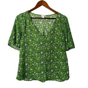 Women's Hinge Green Floral Short Sleeve Top